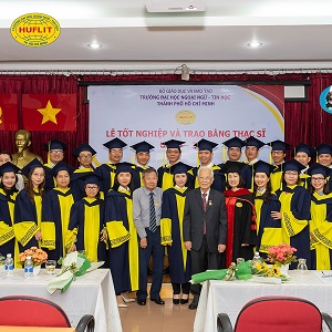 lễ phục tốt nghiệp đại học ngoại ngữ - May mặc Việt Tường